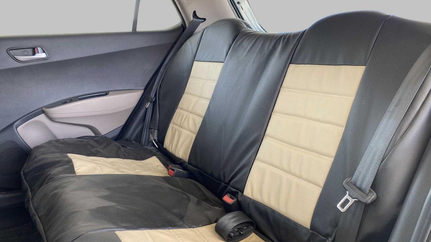 2019 Hyundai Grand i10 SPORTZ 1.2 KAPPA VTVT, Petrol, Manual, 20,552 km, Right Side Rear Door Cabin