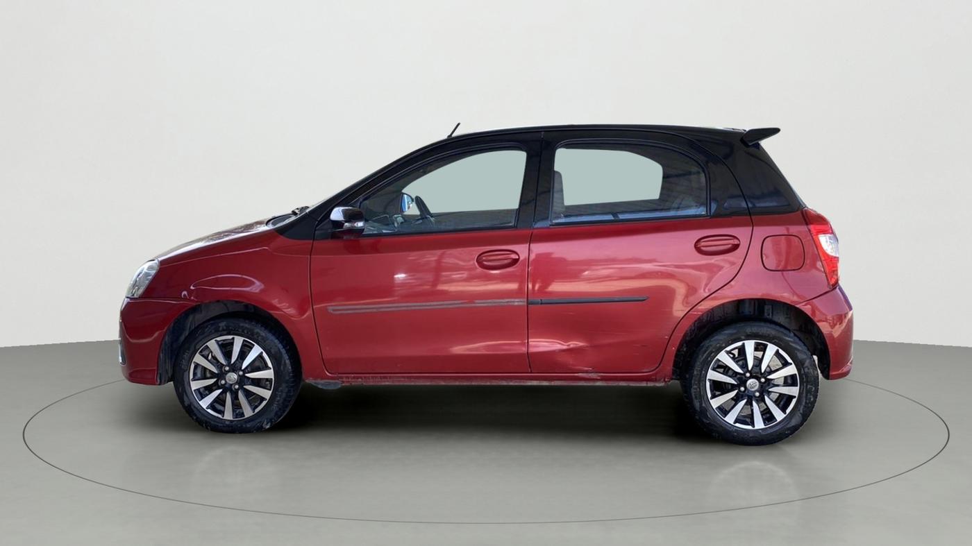 2018 Toyota Etios Liva VXD, Diesel, Manual, 90,821 km, Left Side