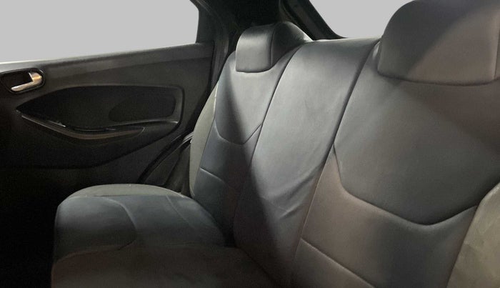2018 Ford FREESTYLE TITANIUM 1.2 PETROL, Petrol, Manual, 96,099 km, Right Side Rear Door Cabin
