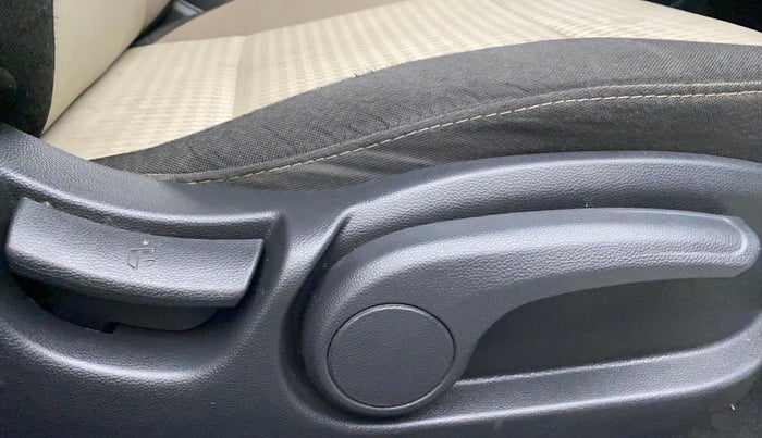 2019 Hyundai Elite i20 ASTA 1.4 CRDI (O), Diesel, Manual, 32,984 km, Driver Side Adjustment Panel