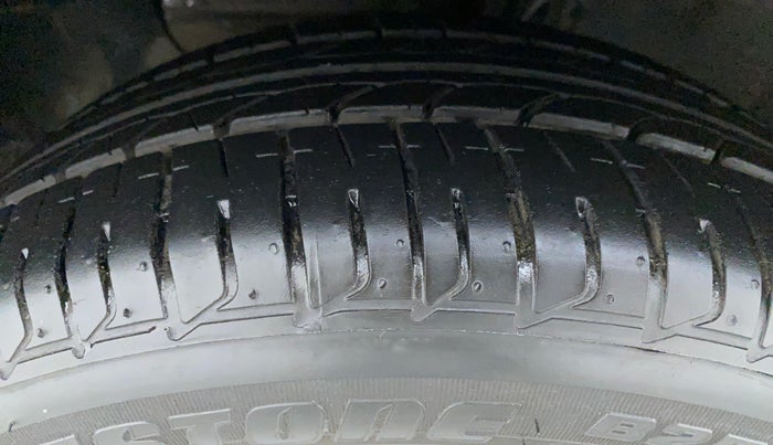 2018 Hyundai Elite i20 ASTA 1.2 (O), Petrol, Manual, 56,415 km, Left Front Tyre Tread