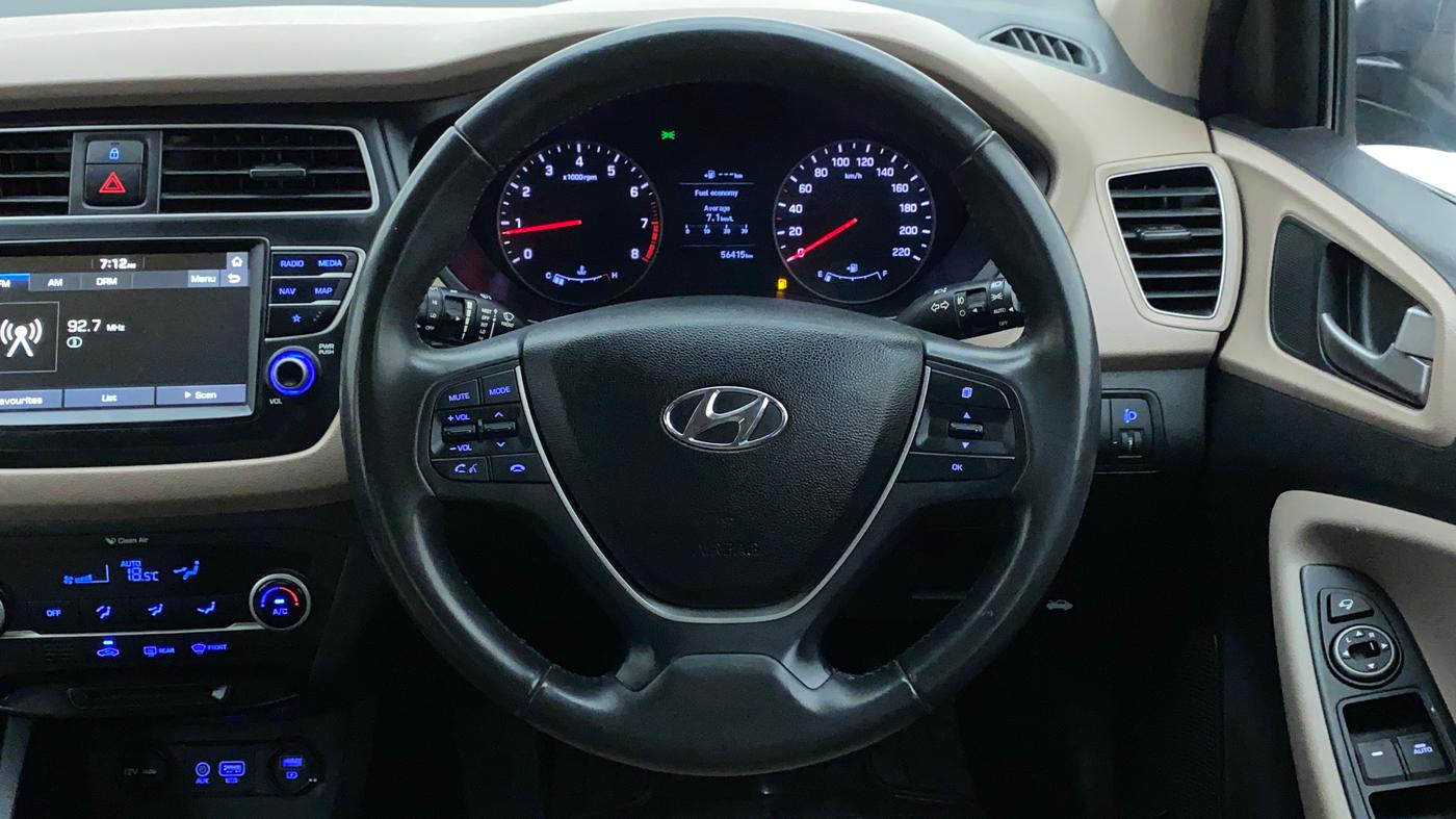 2018 Hyundai Elite i20 ASTA 1.2 (O), Petrol, Manual, 56,415 km, Steering Wheel Close Up