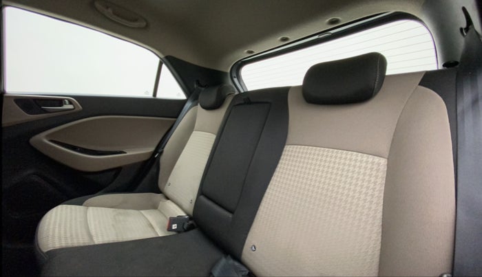 2018 Hyundai Elite i20 ASTA 1.2 (O), Petrol, Manual, 56,415 km, Right Side Rear Door Cabin