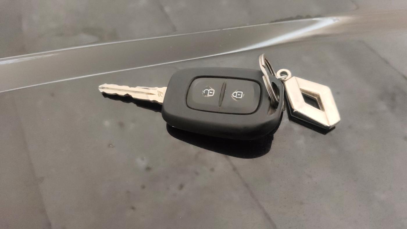 2024 Renault Kiger RXL MT, Petrol, Manual, 22,322 km, Key Close Up