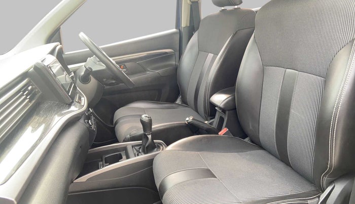 2019 Maruti XL6 ZETA MT, Petrol, Manual, 36,529 km, Right Side Front Door Cabin