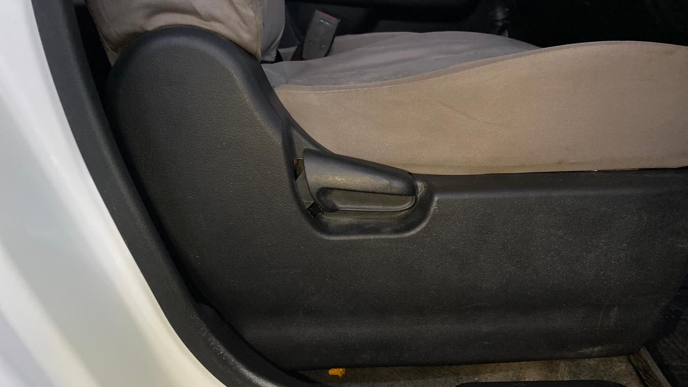 2015 Maruti Wagon R 1.0 VXI, Petrol, Manual, 56,546 km, Driver Side Adjustment Panel
