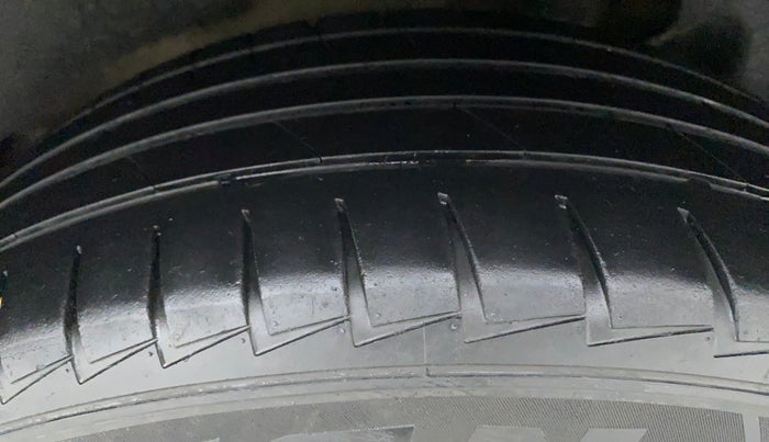 2017 Maruti Dzire ZXI PLUS AMT, Petrol, Automatic, 95,291 km, Left Rear Tyre Tread