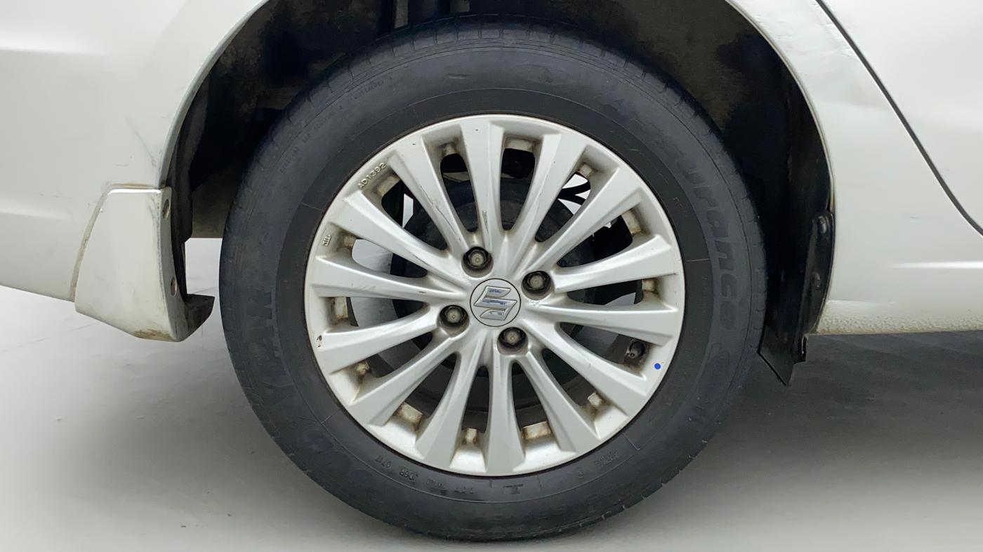 2017 Maruti Ciaz ZXI AT, Petrol, Automatic, 58,936 km, Right Rear Wheel
