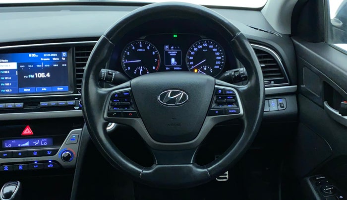 2016 Hyundai New Elantra 2.0 SX(O) AT PETROL, Petrol, Automatic, 34,893 km, Steering Wheel Close Up