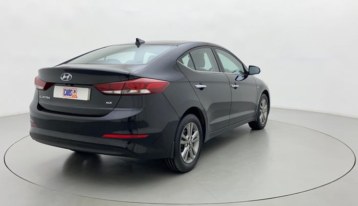 2016 Hyundai New Elantra 2.0 SX(O) AT PETROL, Petrol, Automatic, 34,893 km, Right Back Diagonal
