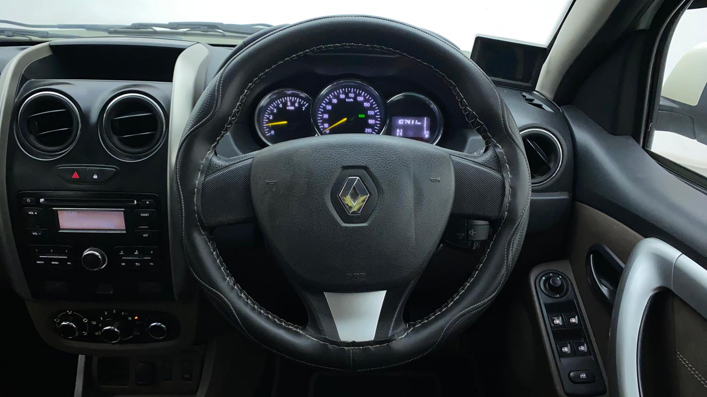 2016 Renault Duster 110 PS RXL 4X2 AMT, Diesel, Automatic, 1,07,521 km, Steering Wheel Close Up