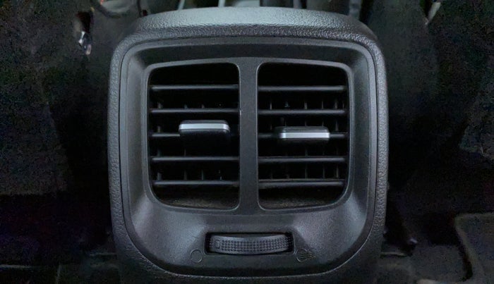 2022 Hyundai GRAND I10 NIOS MAGNA CORPORATE EDITION AMT 1.2 KAPPA VTVT, Petrol, Automatic, 7,013 km, Rear AC Vents