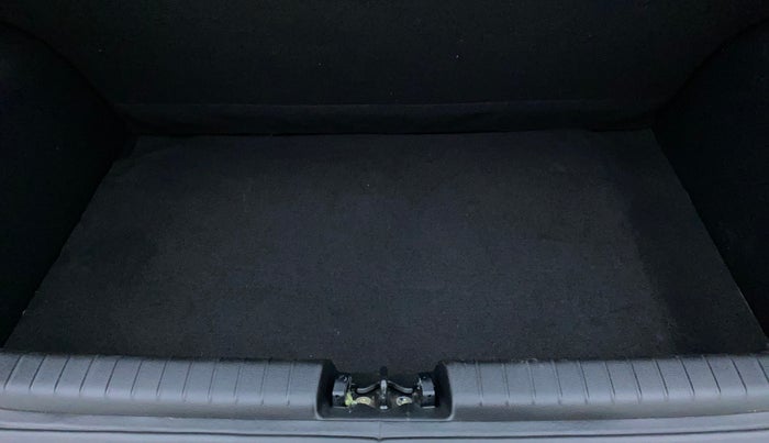 2022 Hyundai GRAND I10 NIOS MAGNA CORPORATE EDITION AMT 1.2 KAPPA VTVT, Petrol, Automatic, 7,013 km, Boot Inside