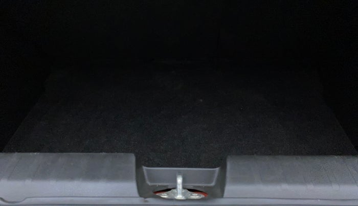 2016 Maruti Baleno DELTA PETROL 1.2, Petrol, Manual, 37,529 km, Boot Inside
