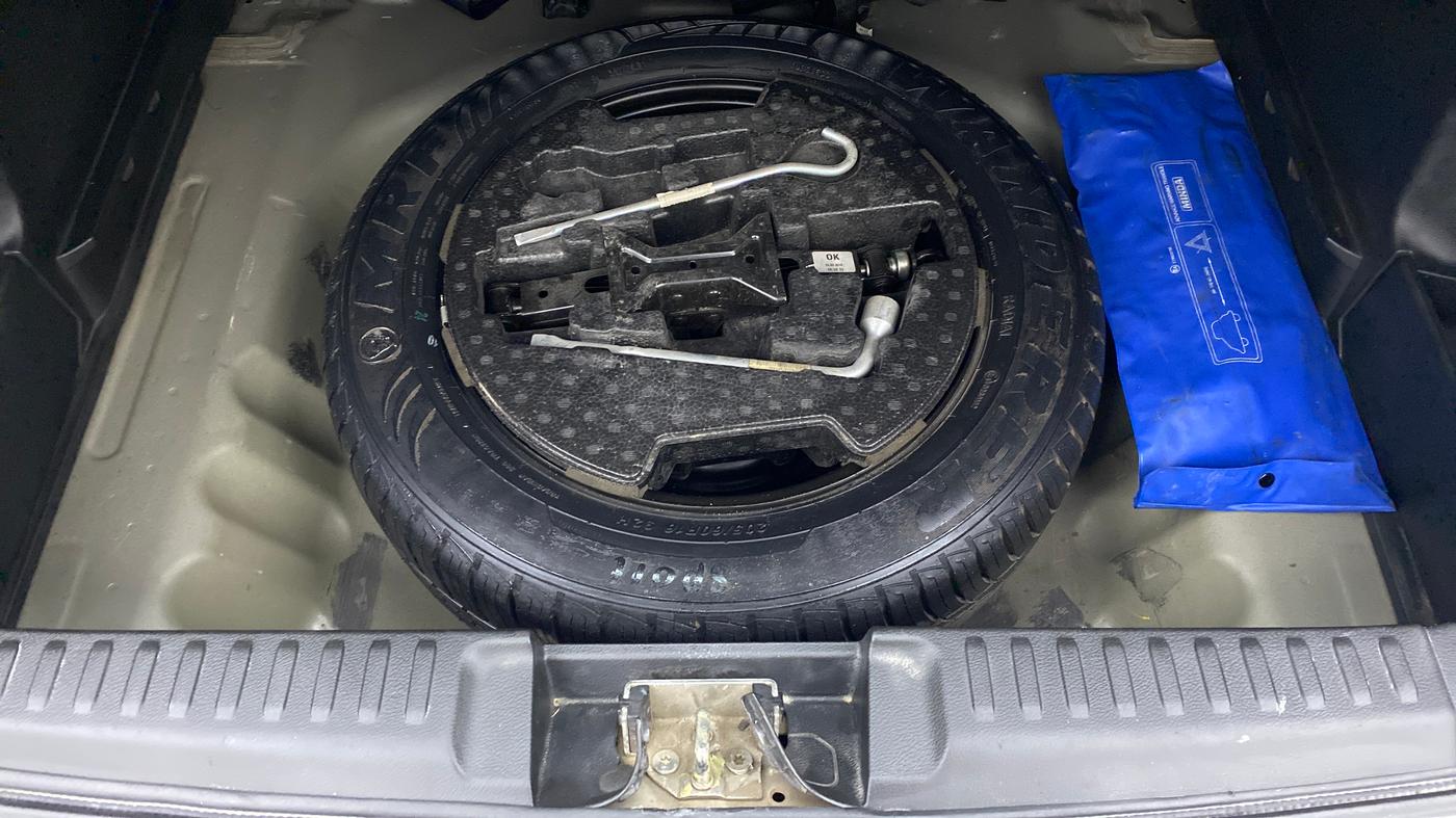 2018 Maruti Vitara Brezza VDI, Diesel, Manual, 1,05,124 km, Spare Tyre