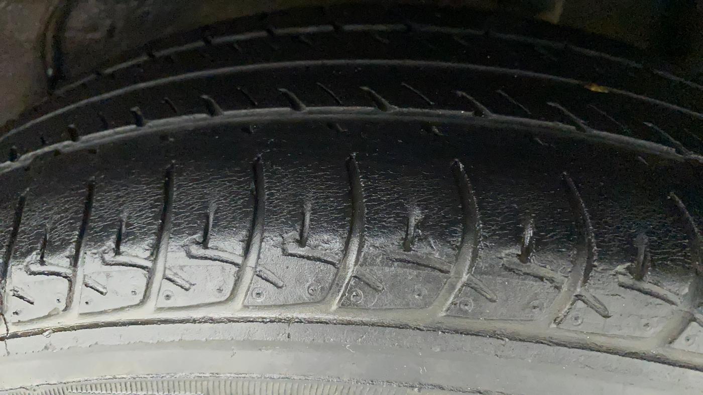 2018 Maruti Celerio X ZXI (O) AMT, Petrol, Automatic, 49,923 km, Left Rear Tyre Tread
