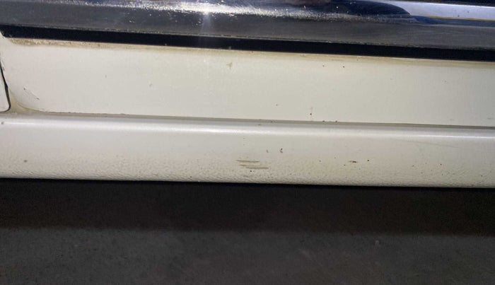 2018 Maruti Dzire ZXI AMT, Petrol, Automatic, 44,007 km, Right running board - Slightly dented