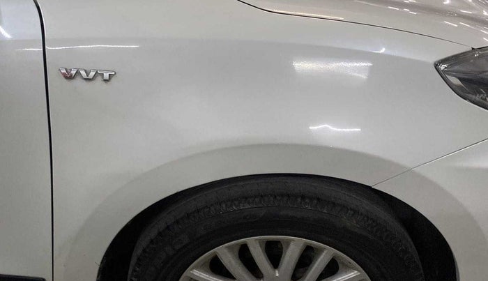 2018 Maruti Dzire ZXI AMT, Petrol, Automatic, 44,007 km, Right fender - Minor scratches