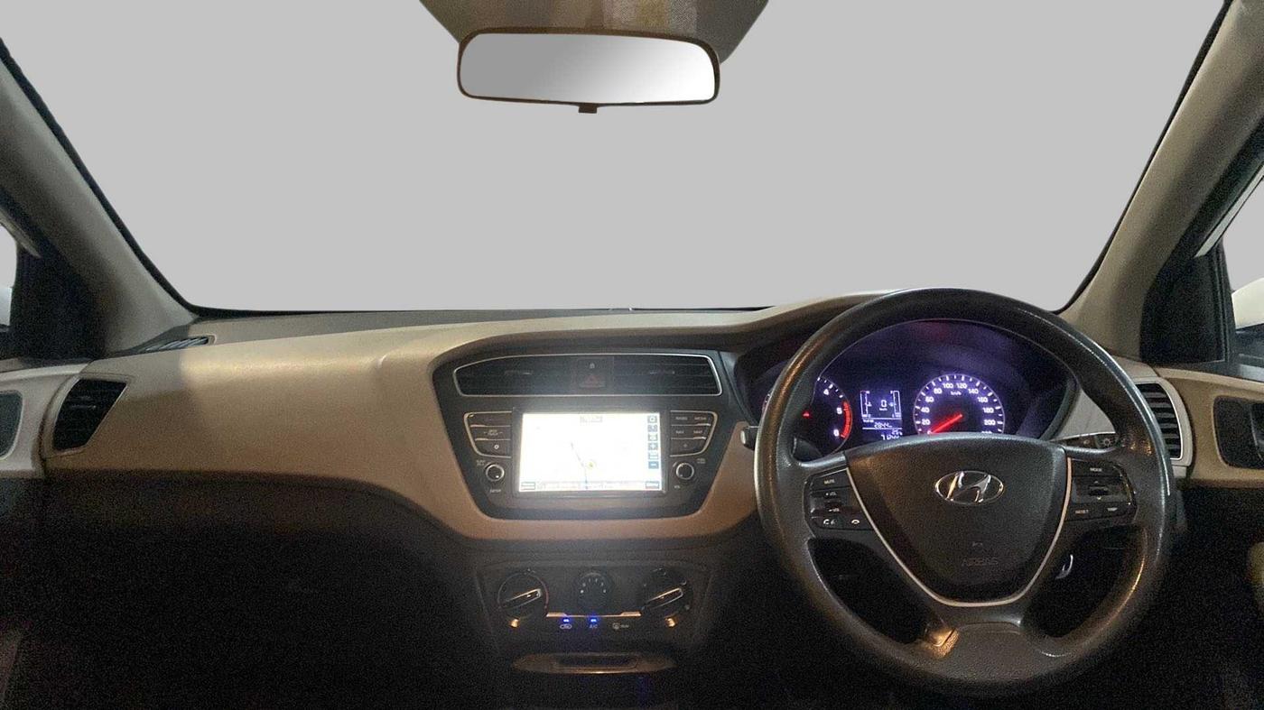 2019 Hyundai Elite i20 SPORTZ PLUS 1.4 CRDI, Diesel, Manual, 71,230 km, Dashboard