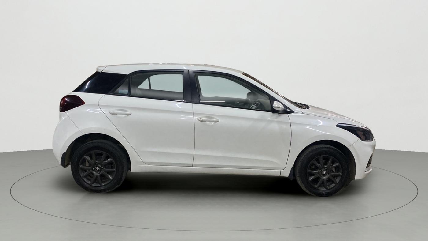 2019 Hyundai Elite i20 SPORTZ PLUS 1.4 CRDI, Diesel, Manual, 71,230 km, Right Side View
