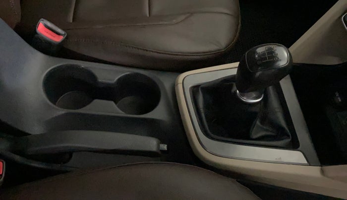 2019 Hyundai New Elantra 2.0 S PETROL, Petrol, Manual, 63,020 km, Gear Lever