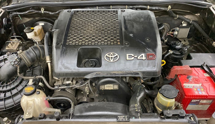 2015 Toyota Fortuner 3.0 AT 4X2, Diesel, Automatic, 45,463 km, Open Bonet