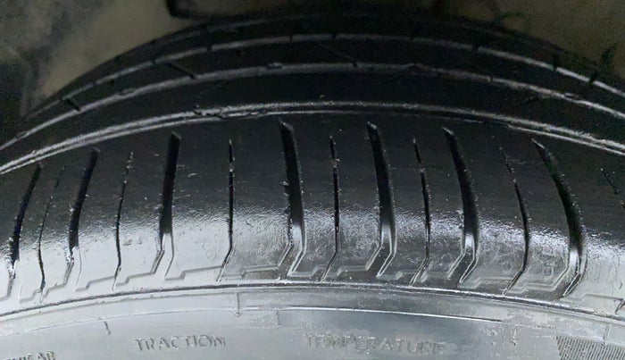 2019 Hyundai VENUE SX PLUS 1.0 TURBO DCT, Petrol, Automatic, 41,358 km, Left Front Tyre Tread