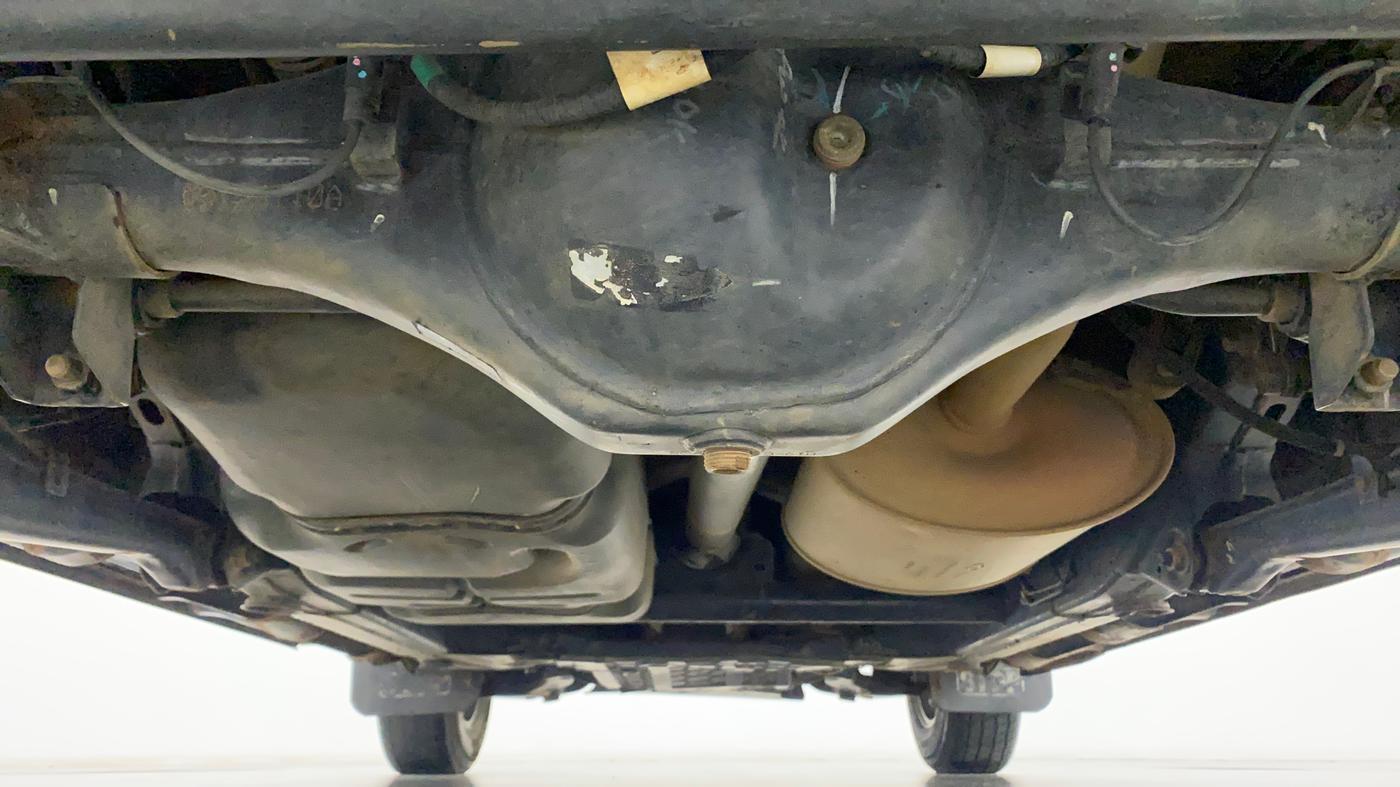 2019 Mahindra TUV300 T10, Diesel, Manual, 1,11,372 km, Rear Underbody