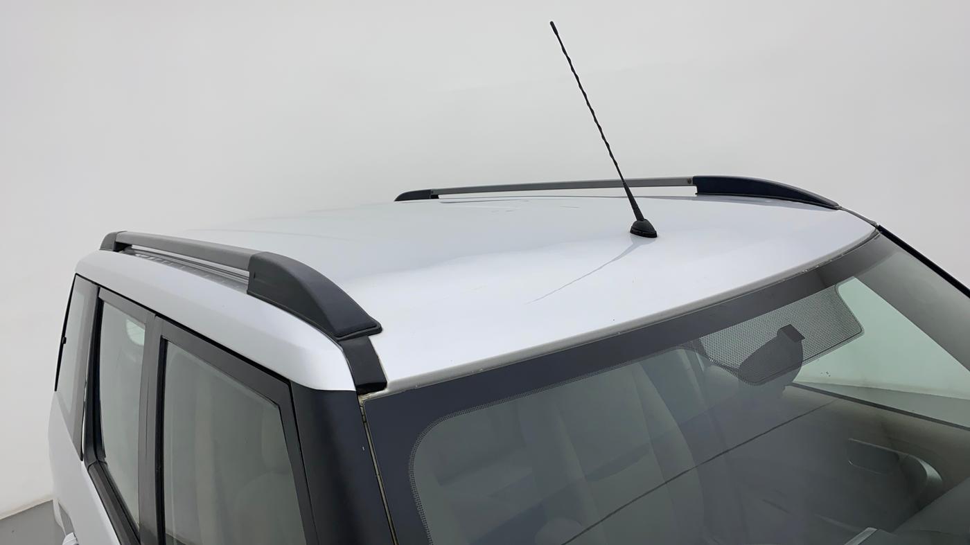 2019 Mahindra TUV300 T10, Diesel, Manual, 1,11,372 km, Roof