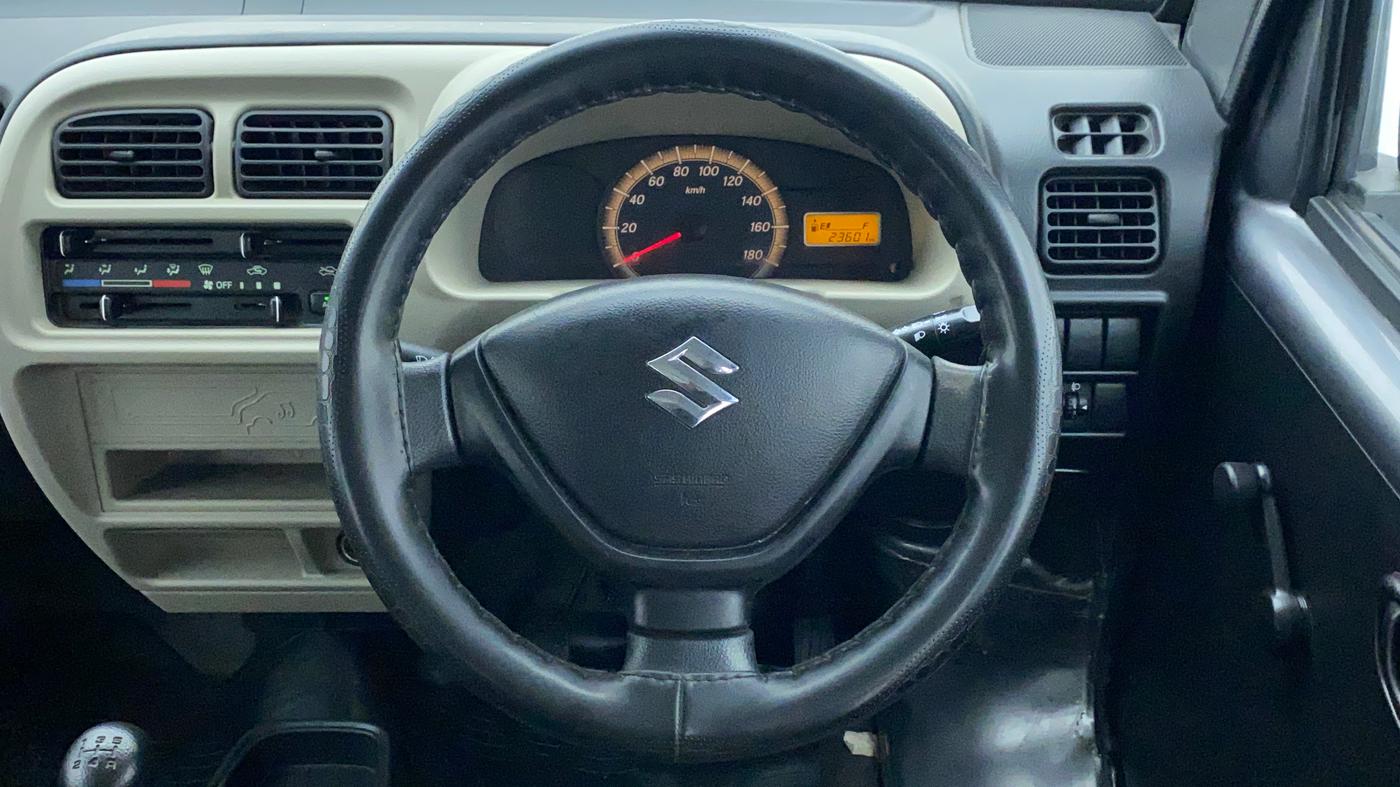 2021 Maruti Eeco 5 STR WITH A/C+HTR, Petrol, Manual, 23,601 km, Steering Wheel Close Up