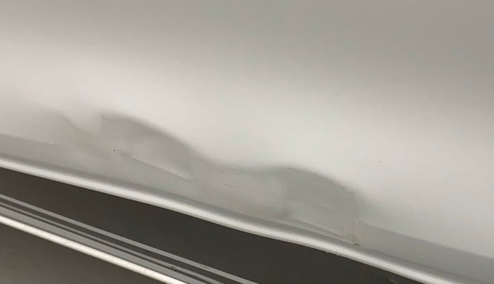 2018 Renault Kwid RXT 1.0 AMT (O), Petrol, Automatic, 42,193 km, Front passenger door - Slightly dented