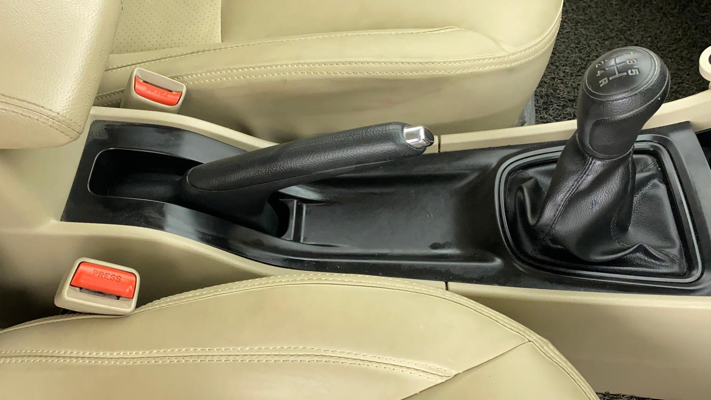 2021 Maruti Ciaz SIGMA 1.5 SHVS MT  PETROL, Petrol, Manual, 20,730 km, Gear Lever
