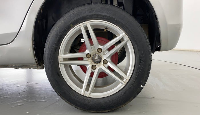 2014 Maruti Swift VDI, Diesel, Manual, 75,848 km, Left Rear Wheel