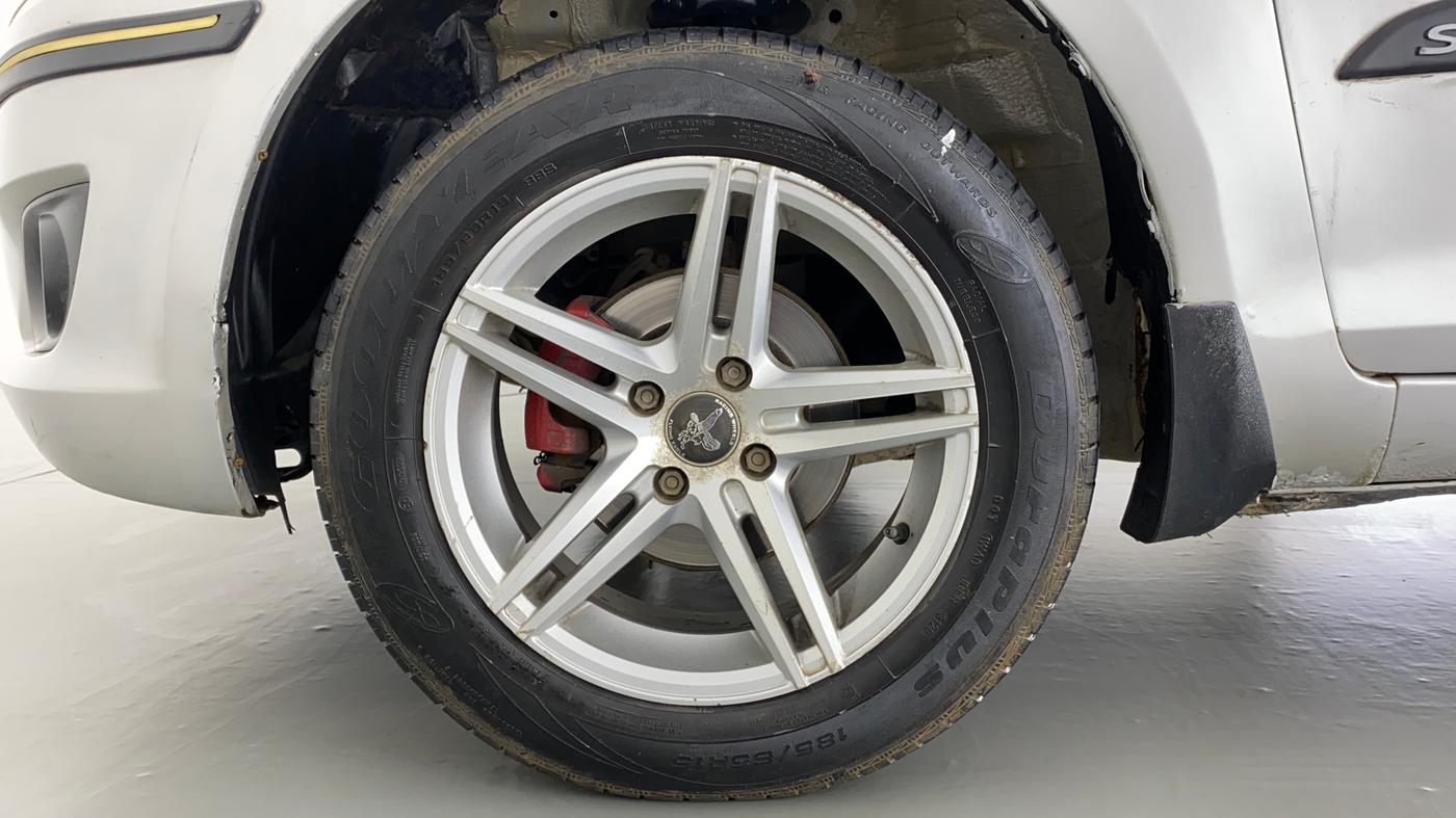 2014 Maruti Swift VDI, Diesel, Manual, 75,848 km, Left Front Wheel