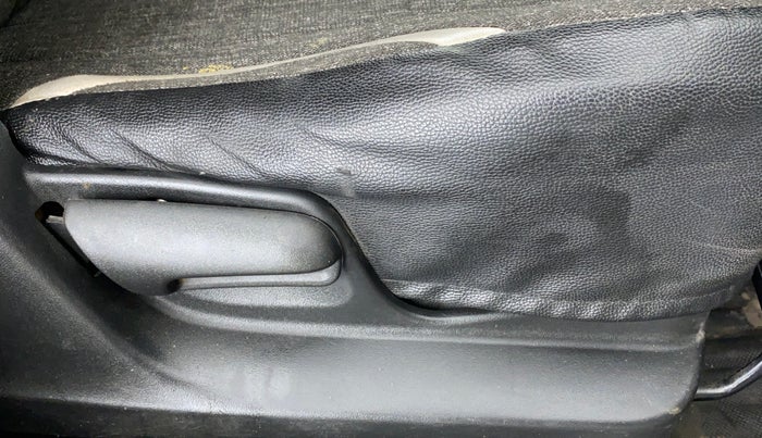 2014 Maruti Swift VDI, Diesel, Manual, 75,848 km, Driver Side Adjustment Panel