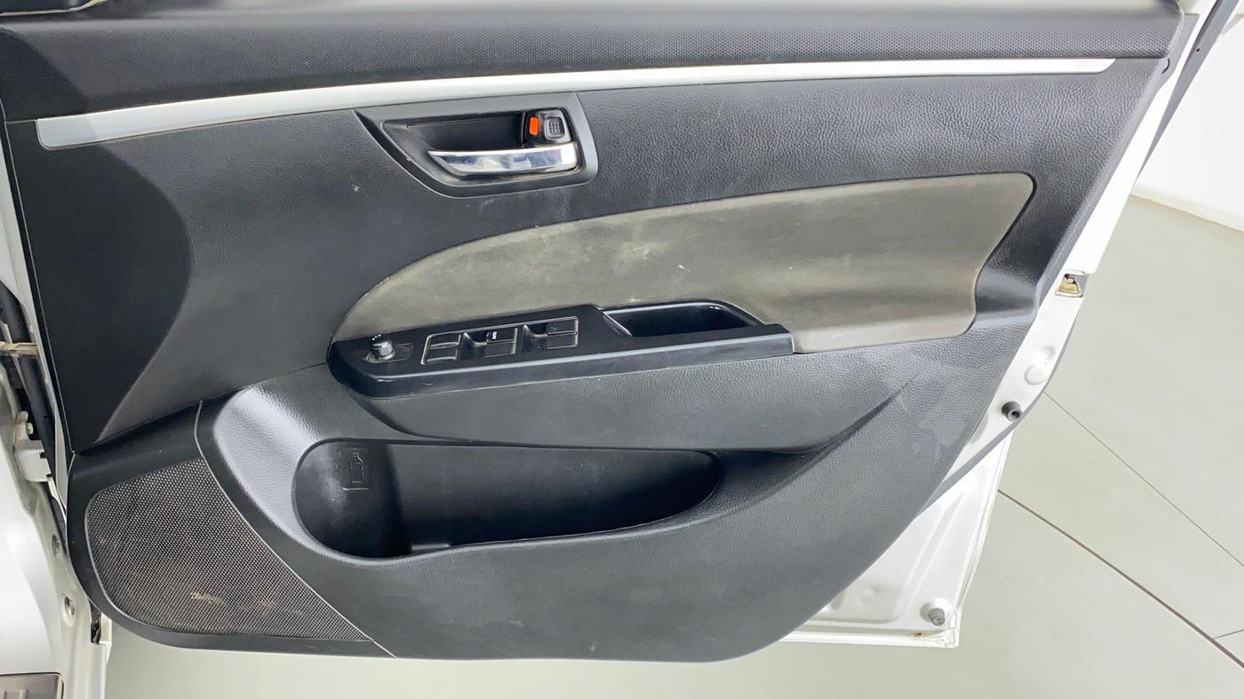 2014 Maruti Swift VDI, Diesel, Manual, 75,848 km, Driver Side Door Panels Control