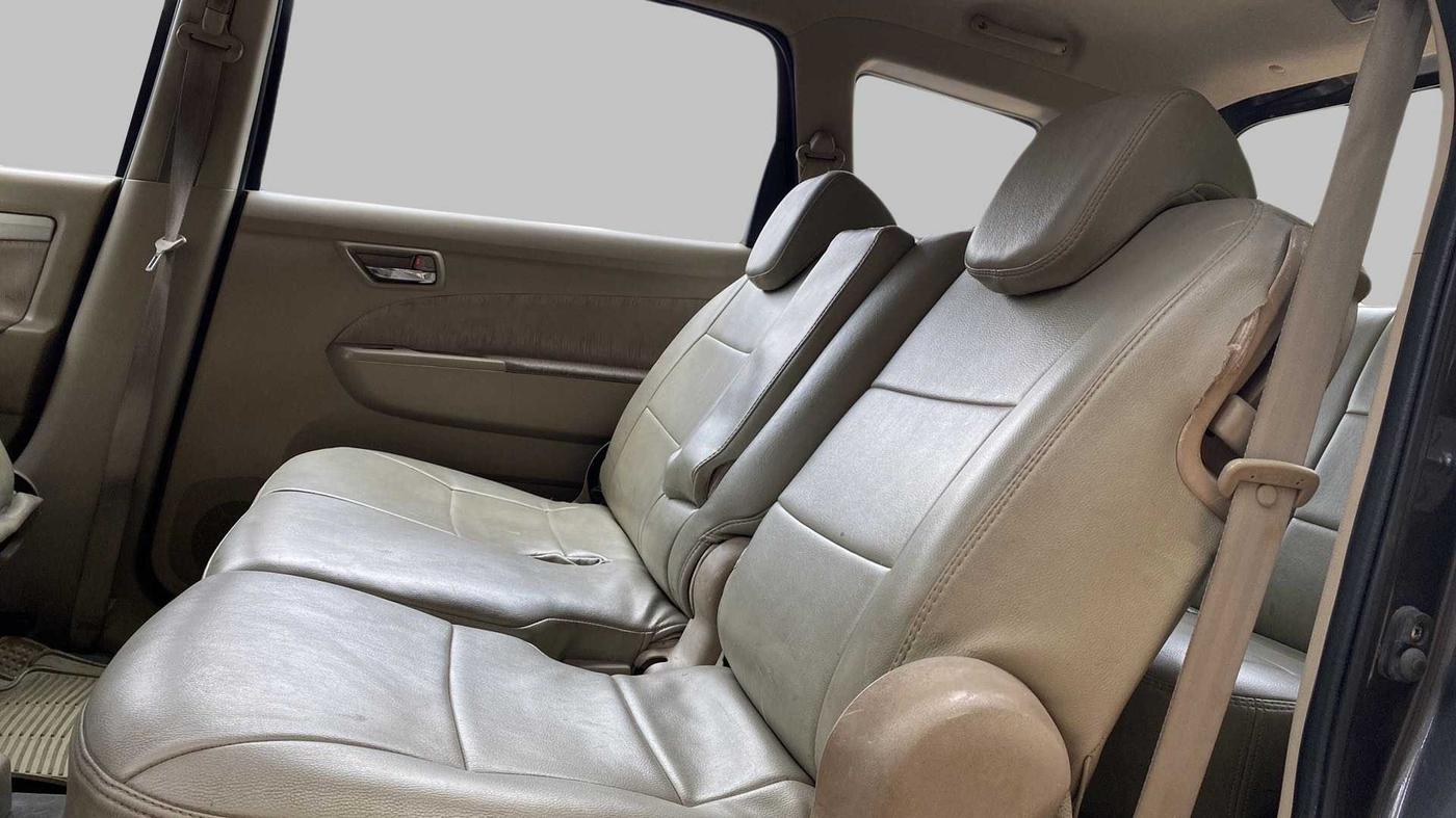 2013 Maruti Ertiga ZDI, Diesel, Manual, 55,365 km, Right Side Rear Door Cabin