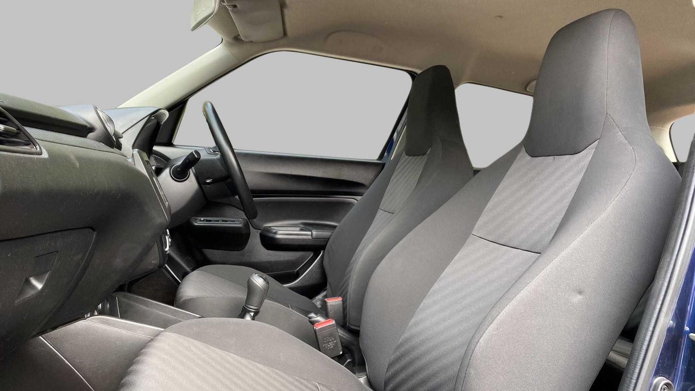 2018 Maruti Swift LXI, Petrol, Manual, 81,856 km, Right Side Front Door Cabin