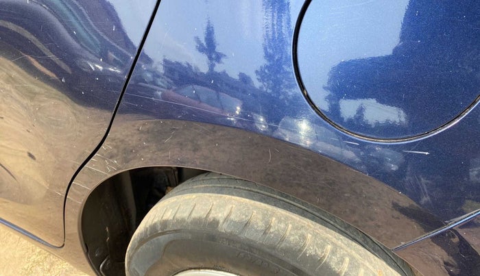 2018 Maruti Swift LXI, Petrol, Manual, 81,856 km, Left quarter panel - Minor scratches