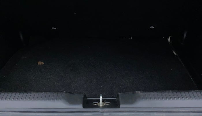 2020 Maruti Swift VXI, Petrol, Manual, 80,144 km, Boot Inside