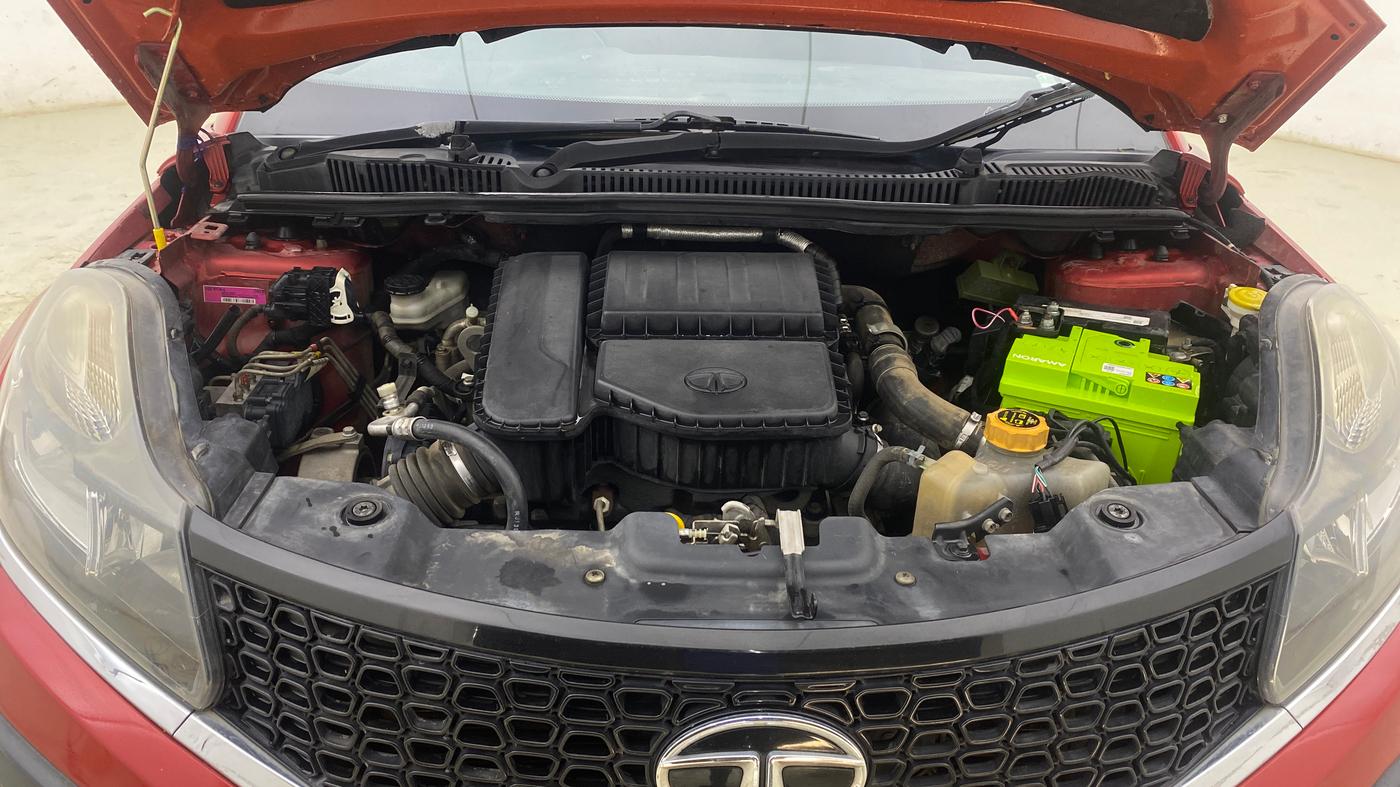 2018 Tata NEXON XM DIESEL, Diesel, Manual, 75,937 km, Engine View