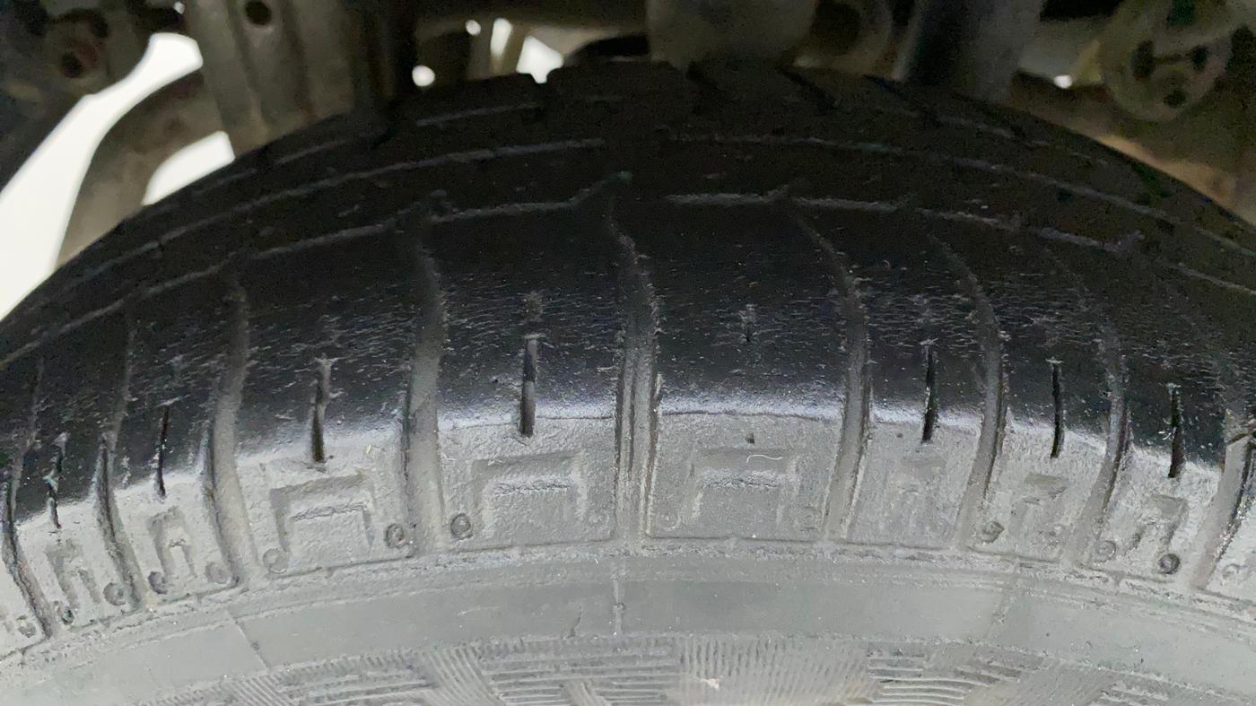 2017 Maruti Alto 800 LXI, Petrol, Manual, 50,948 km, Right Rear Tyre Tread