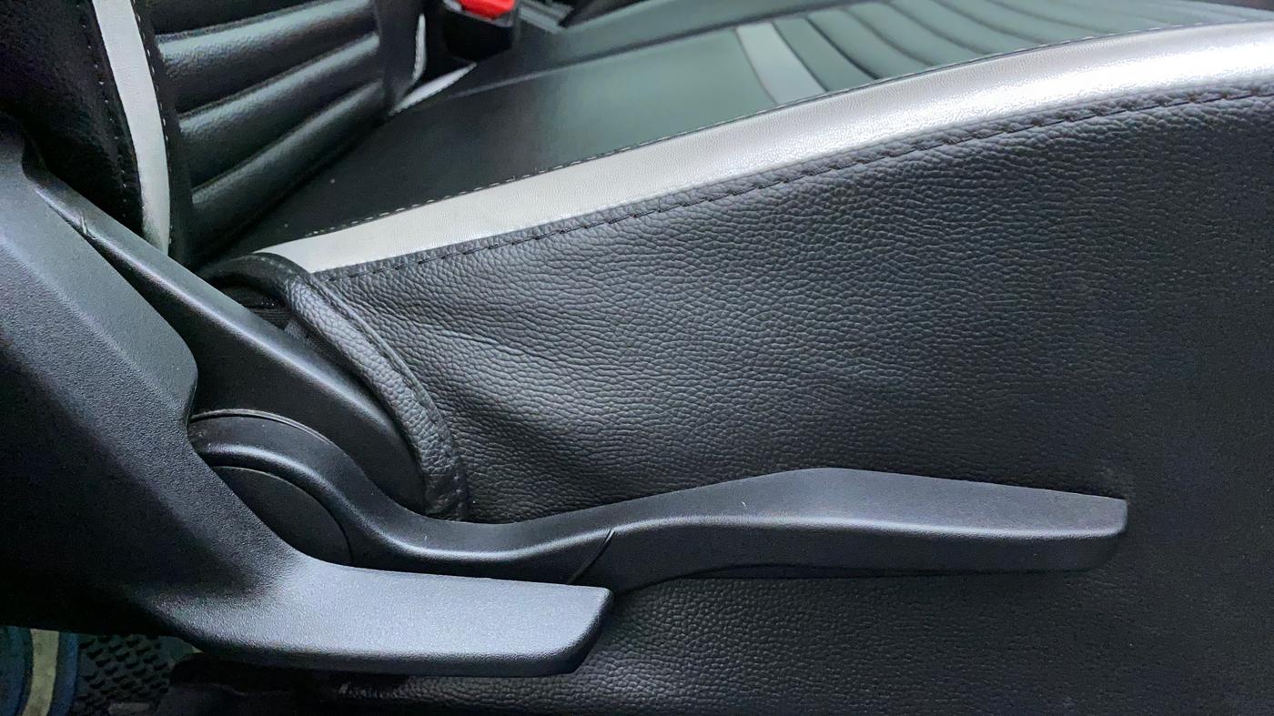 2020 Maruti Baleno ALPHA CVT PETROL 1.2, Petrol, Automatic, 37,911 km, Driver Side Adjustment Panel