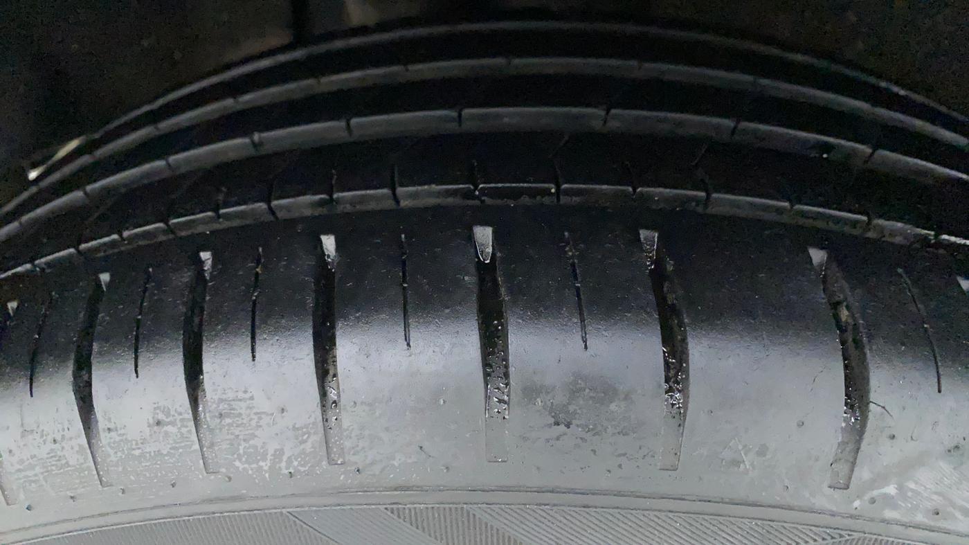 2020 Maruti Baleno ALPHA CVT PETROL 1.2, Petrol, Automatic, 37,911 km, Right Rear Tyre Tread