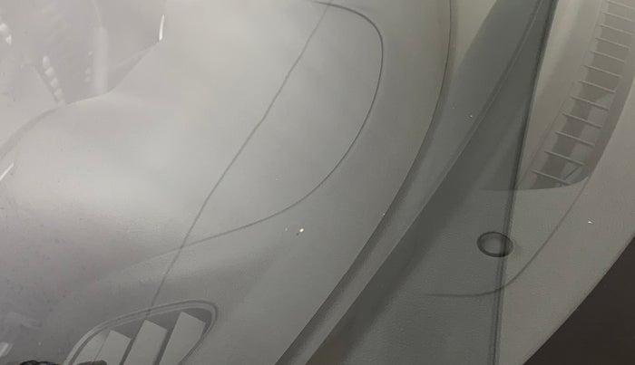 2021 Maruti Swift ZXI PLUS, Petrol, Manual, 17,399 km, Front windshield - Minor spot on windshield