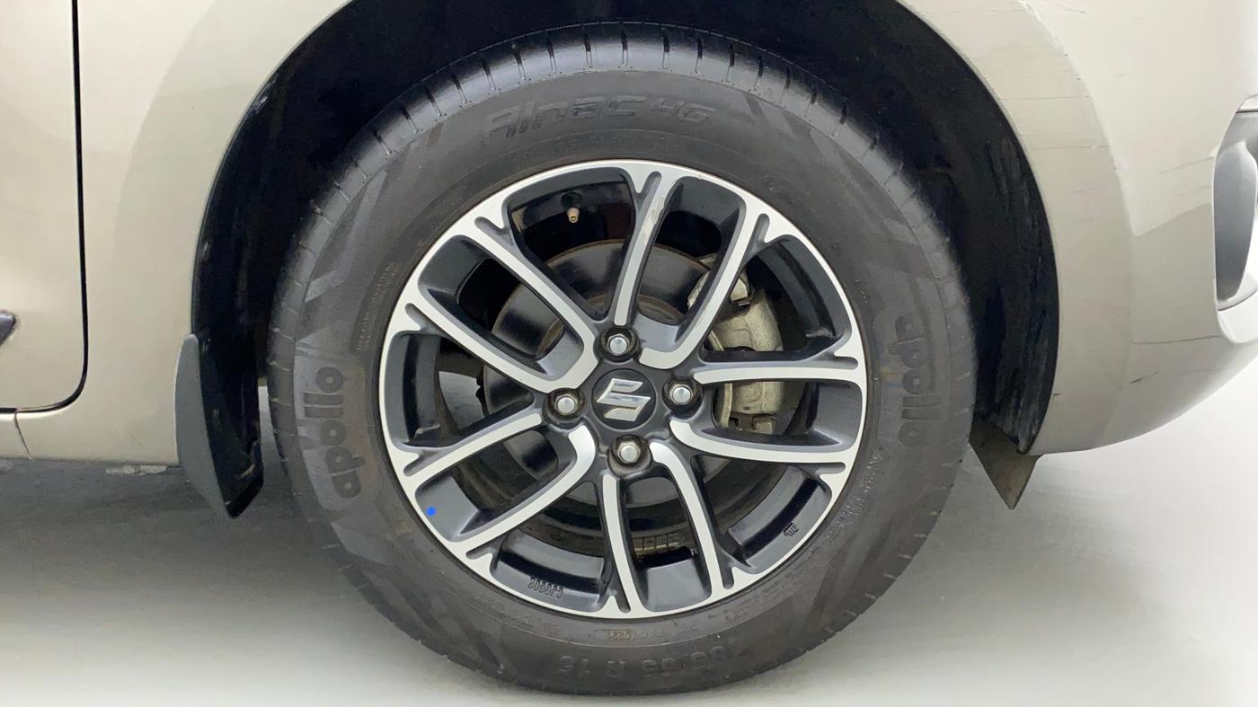 2021 Maruti Swift ZXI PLUS, Petrol, Manual, 17,399 km, Right Front Wheel