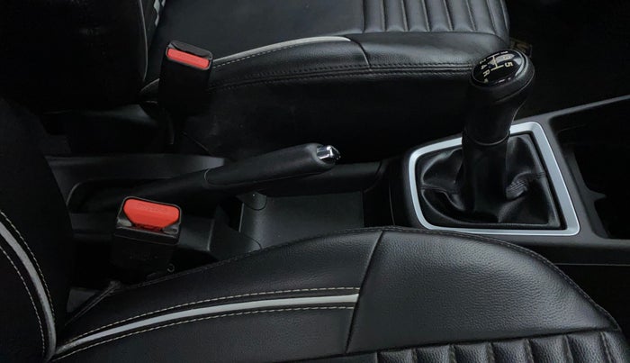 2021 Maruti Swift ZXI PLUS, Petrol, Manual, 17,399 km, Gear Lever