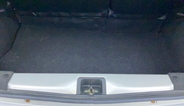 2019 Maruti New Wagon-R VXI 1.0, Petrol, Manual, 28,461 km, Boot Inside