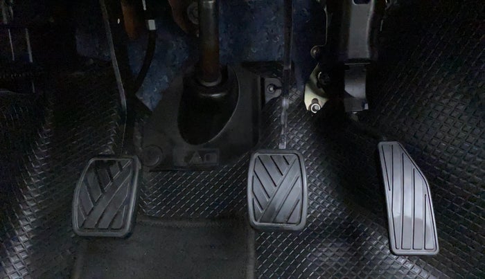 2019 Maruti New Wagon-R VXI 1.0, Petrol, Manual, 28,461 km, Pedals