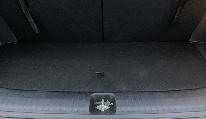 2022 Hyundai ALCAZAR PLATINUM 1.5 MT 7STR, Diesel, Manual, 21,920 km, Boot Inside